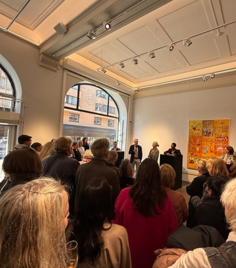 Samling runt KJ Design i Juvelstudion.